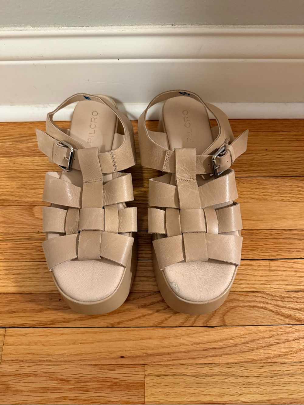 Pilcro Platform Leather Fisherman Sandals Sz 10